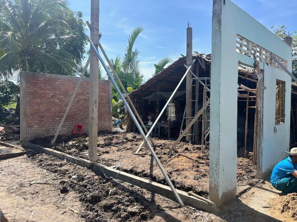 Hình ảnh này chưa có thuộc tính alt; tên tệp của nó là House-building--1024x768.jpg